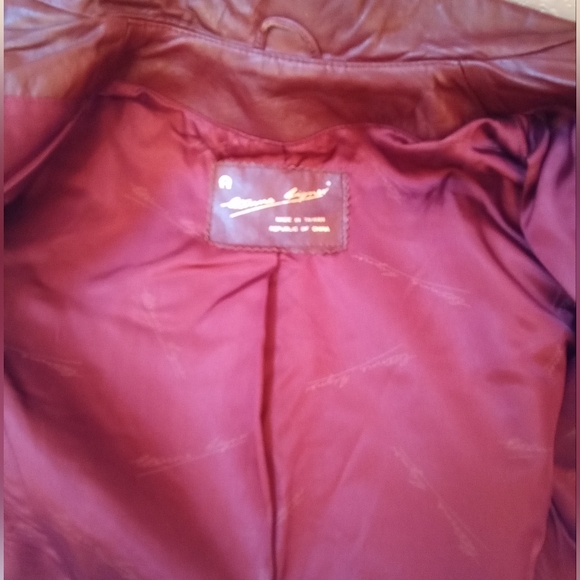 Etienne Aigner Vintage Burgandy Leather, Fully Lined, Women's Coat - Picture 6 of 10